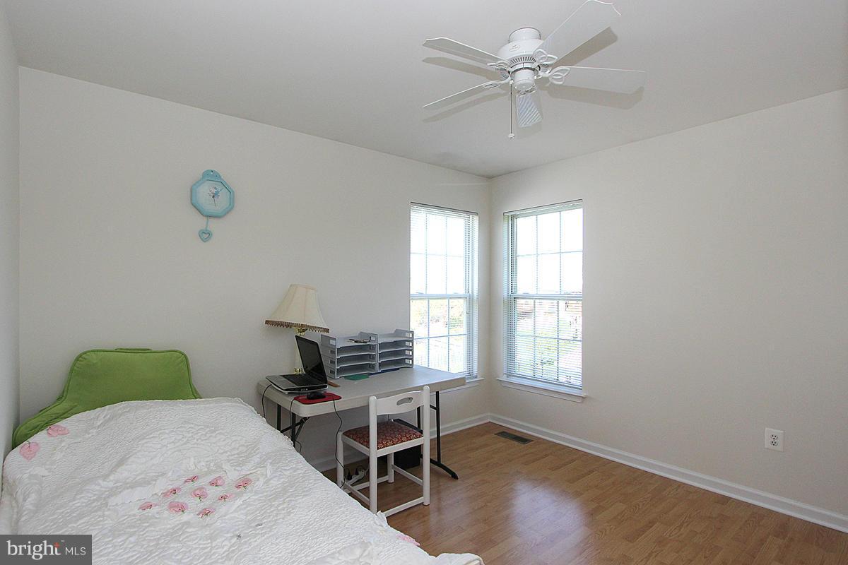 18501 Country Meadow Road Boyds, MD 20841 - Photo 20 of 29 Bedroom