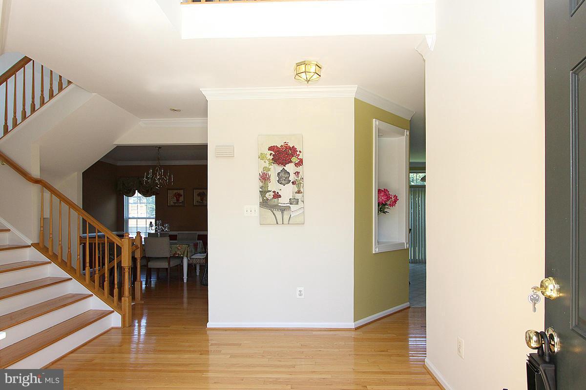 18501 Country Meadow Road Boyds, MD 20841 - Photo 3 of 29 Interior (General)