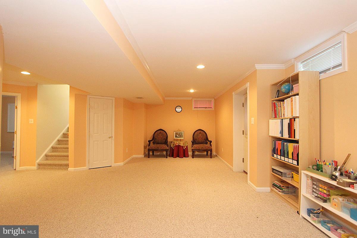 18501 Country Meadow Road Boyds, MD 20841 - Photo 25 of 29 Basement