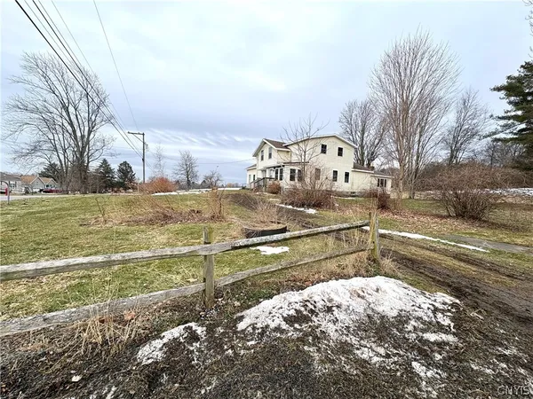 $325,000 | 7409 Day Road, Throop, NY 13021