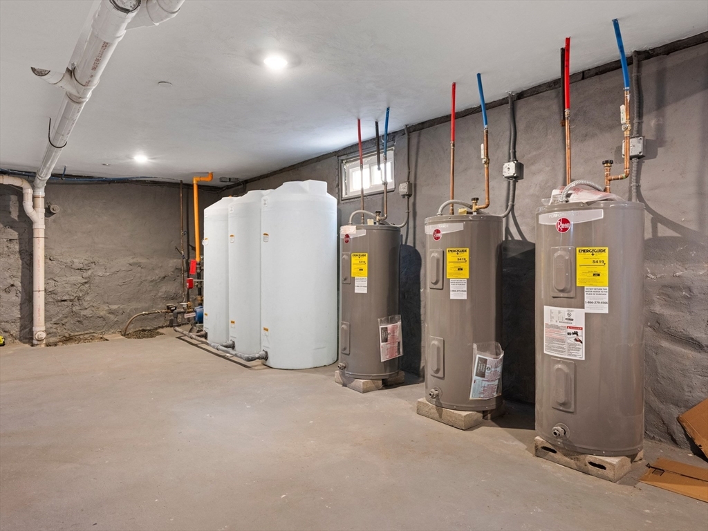 11 Seymour Avenue, Unit 3 Lynn, MA 01902 - Photo 35 of 38