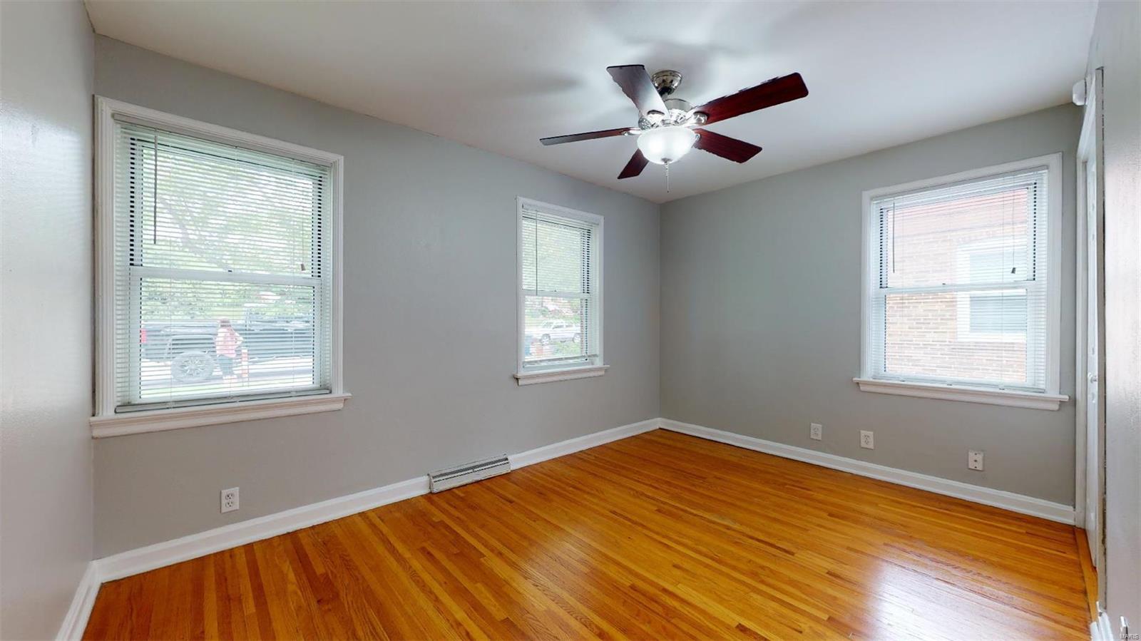 7036 Rhodes Avenue St. Louis, MO 63123 - Photo 18 of 43 Gallery Image 18