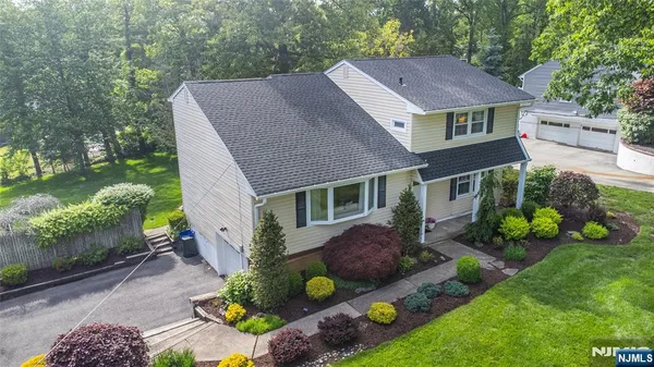 $768,000 | 27 Bogert Road, Pine Brook, NJ 07058
