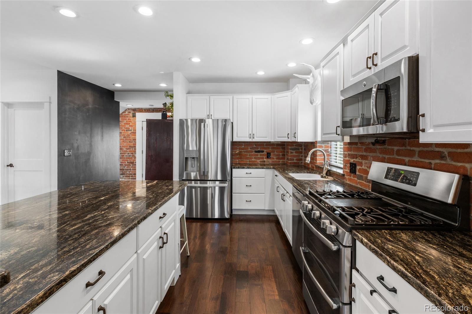 449 South Humboldt Street Denver, CO 80209 - Photo 11 of 50