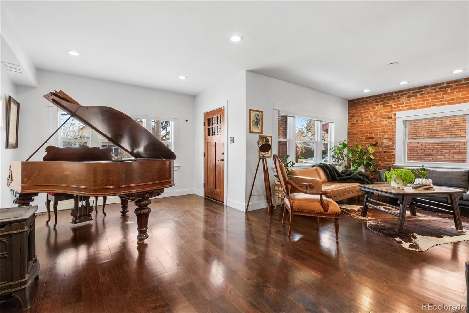 449 South Humboldt Street Denver, CO 80209 - Photo 3 of 50