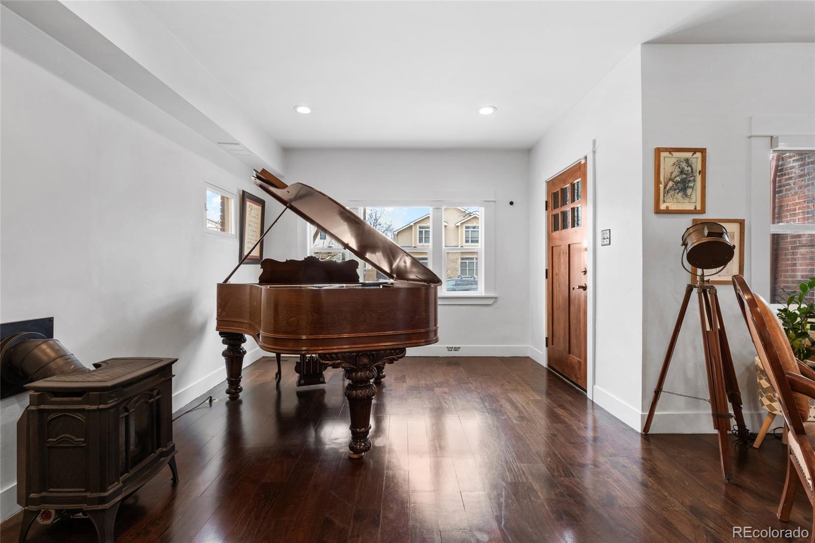 449 South Humboldt Street Denver, CO 80209 - Photo 4 of 50