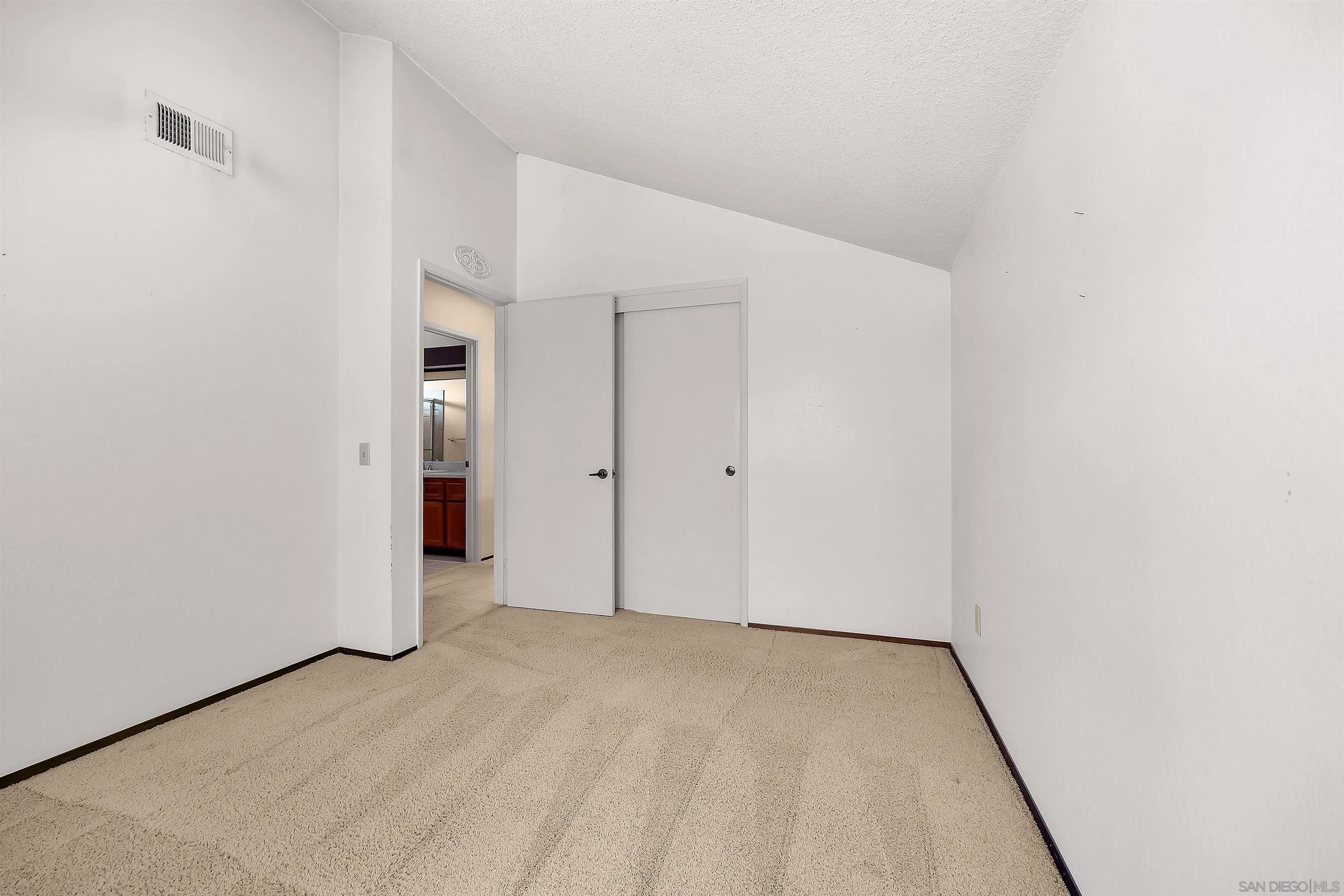 3577 Newland Road Oceanside, CA 92056 - Photo 22 of 26