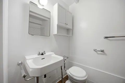 $150,000 | 1862 Sherman Avenue, Unit 1NW, Evanston, IL 60201