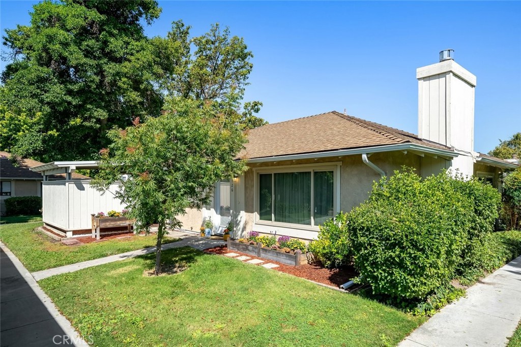 126 Flag Way, Unit B Paso Robles, CA 93446 - Photo 2 of 38