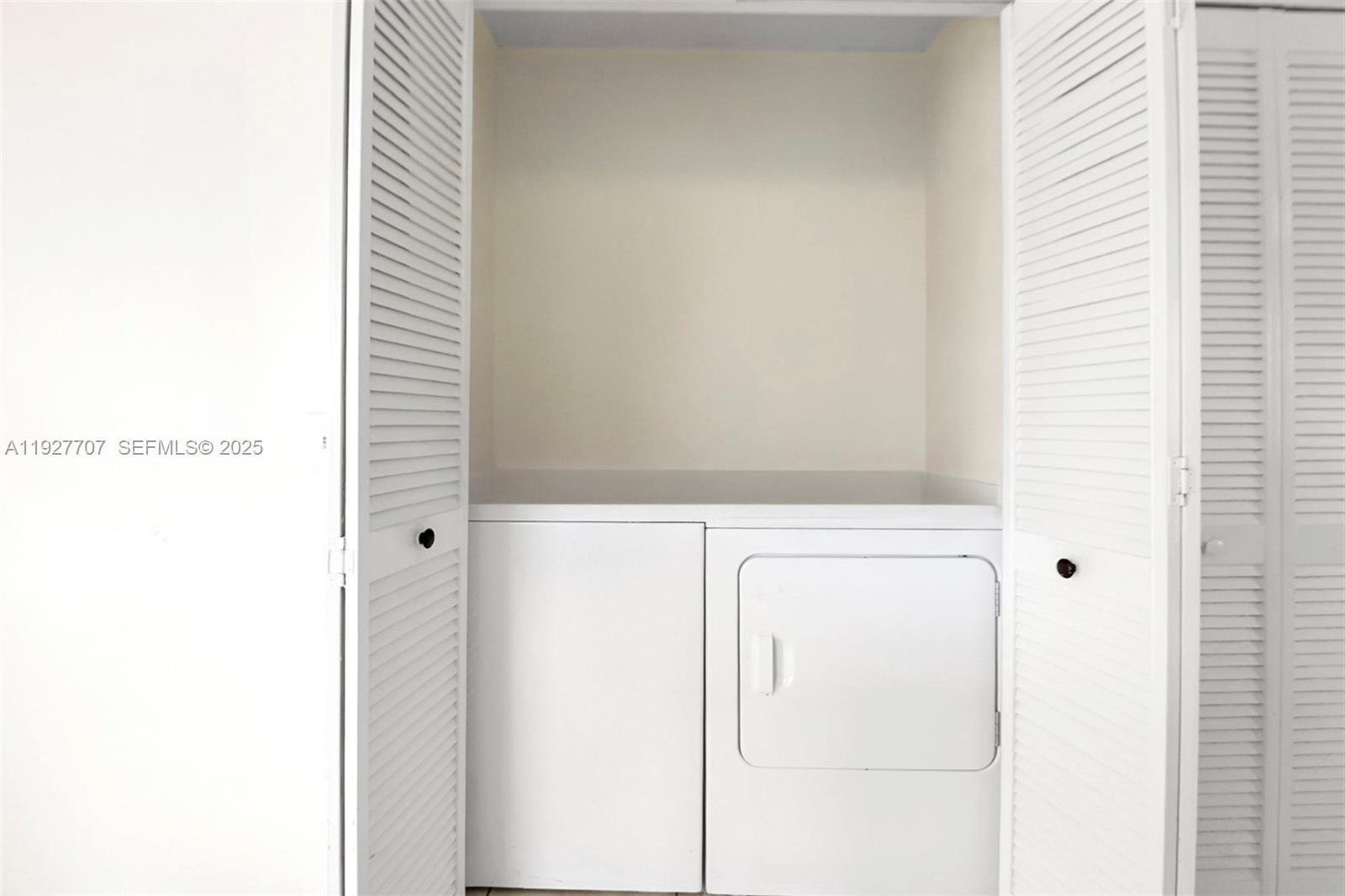 11324 Southwest 187th Terrace Miami, FL 33157 - Photo 16 of 29