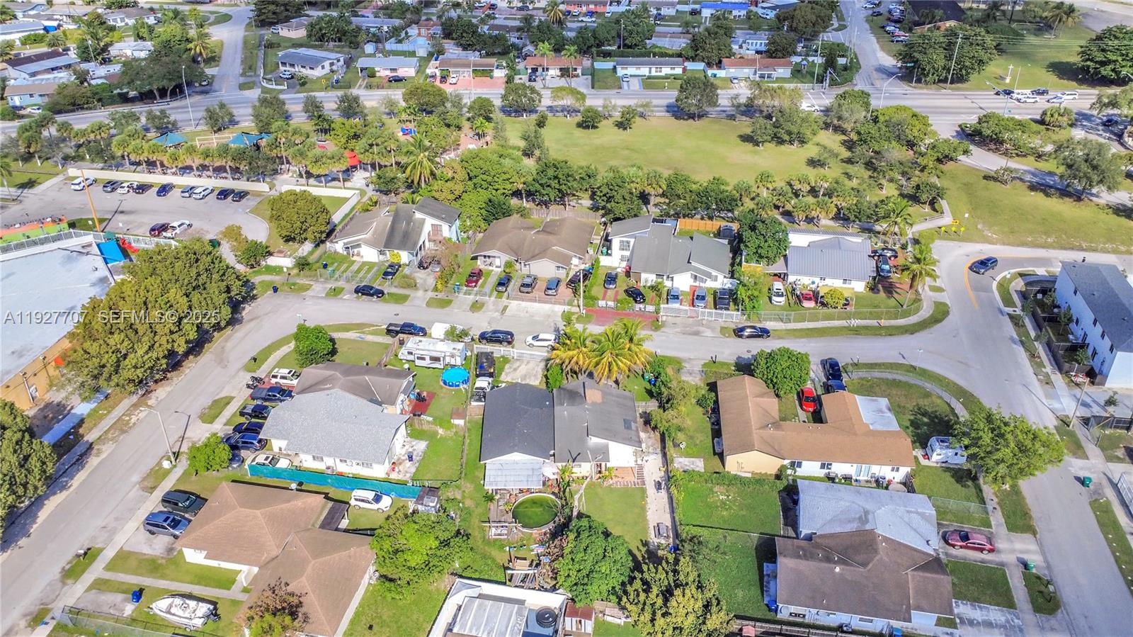 11324 Southwest 187th Terrace Miami, FL 33157 - Photo 21 of 29