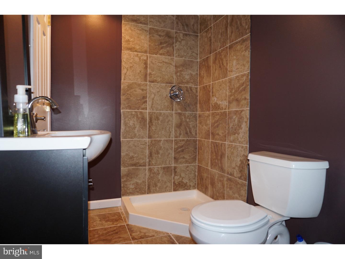 9222 Wesleyan Road Philadelphia, PA 19114 - Photo 19 of 22 Bathroom