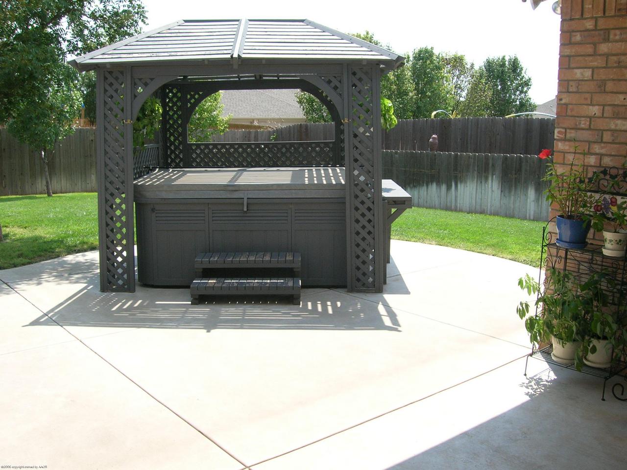 7501 Bayswater Road Amarillo, TX 79119 - Photo 12 of 17 Hot Tub