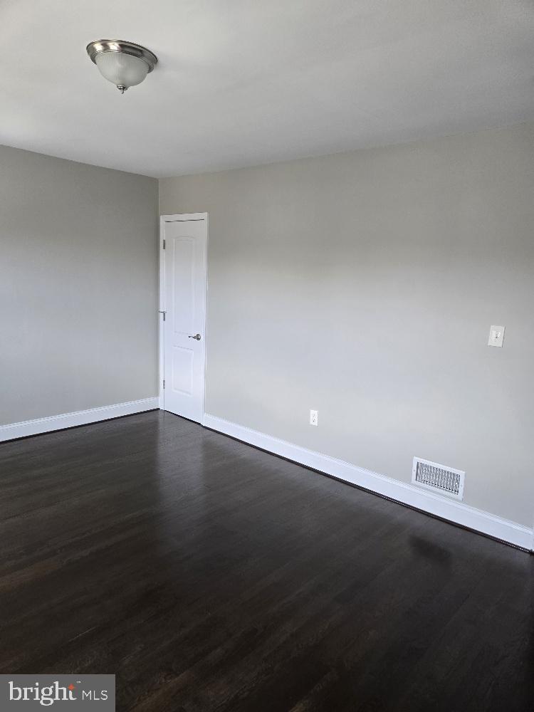 8120 Kavanagh Road Baltimore, MD 21222 - Photo 15 of 22
