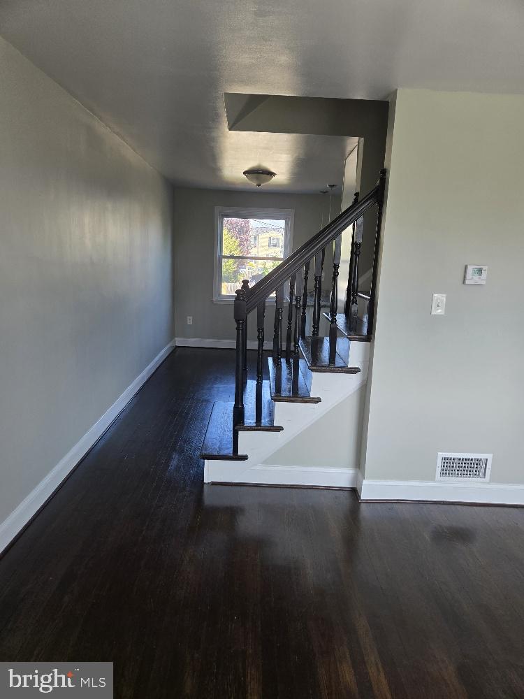 8120 Kavanagh Road Baltimore, MD 21222 - Photo 3 of 22