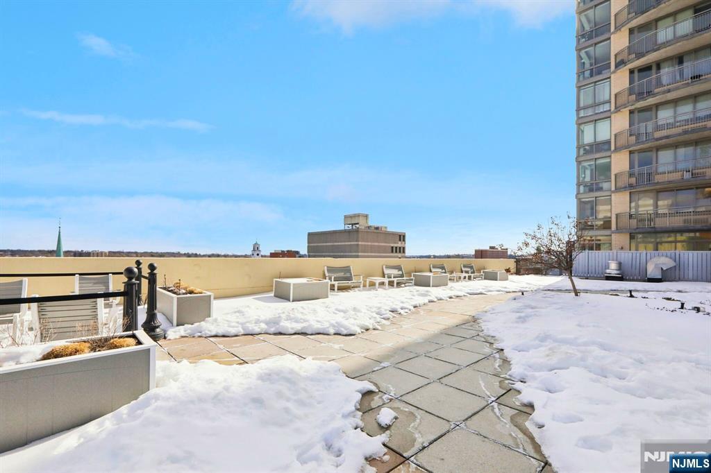 1 Spring Street, Unit 1004 New Brunswick, NJ 08901 - Photo 25 of 26