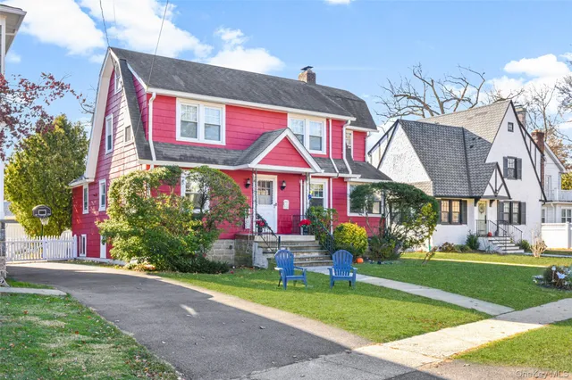 $6,000 | 1083 Hunter Avenue, Pelham, NY 10803