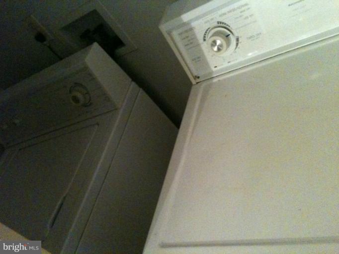 9506 Utica Place Springdale, MD 20721 - Photo 18 of 23 Laundry