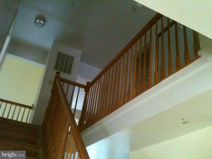 9506 Utica Place Springdale, MD 20721 - Photo 7 of 23 Main Entrance Foyer