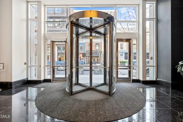 $399,999 | 301 Fayetteville Street, Unit 3305, Raleigh, NC 27601