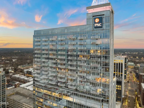 $399,999 | 301 Fayetteville Street, Unit 3305, Raleigh, NC 27601