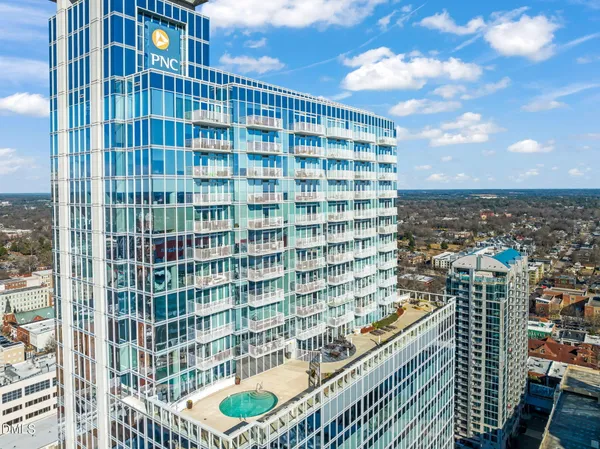 $399,999 | 301 Fayetteville Street, Unit 3305, Raleigh, NC 27601