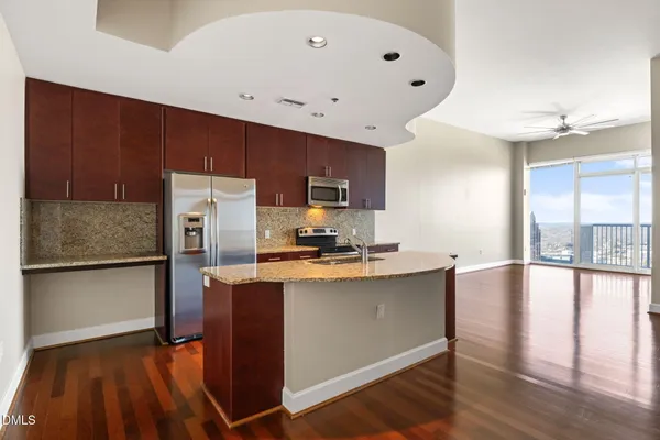 $399,999 | 301 Fayetteville Street, Unit 3305, Raleigh, NC 27601