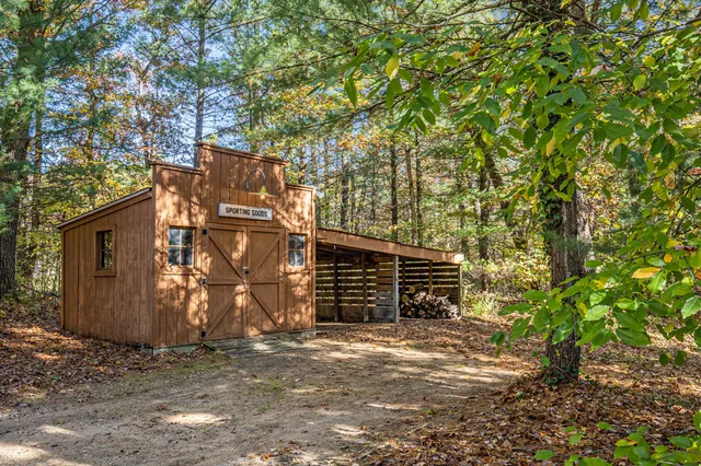 $599,900 | 3087 38th Street, Hamilton, MI 49419