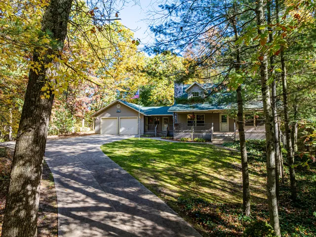 $599,900 | 3087 38th Street, Hamilton, MI 49419