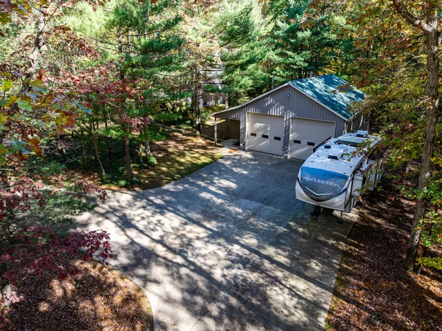 $599,900 | 3087 38th Street, Hamilton, MI 49419