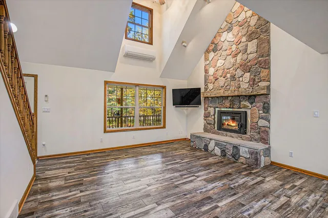 $599,900 | 3087 38th Street, Hamilton, MI 49419