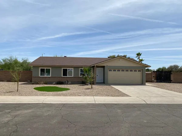 $2,000 | 9351 West Caron Drive, Peoria, AZ 85345