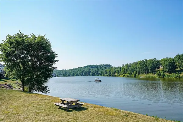 $425,000 | 2030 Stillwater Lane, McDonald, PA 15057