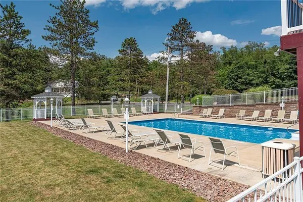 $425,000 | 2030 Stillwater Lane, McDonald, PA 15057