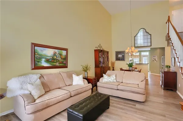 $425,000 | 2030 Stillwater Lane, McDonald, PA 15057