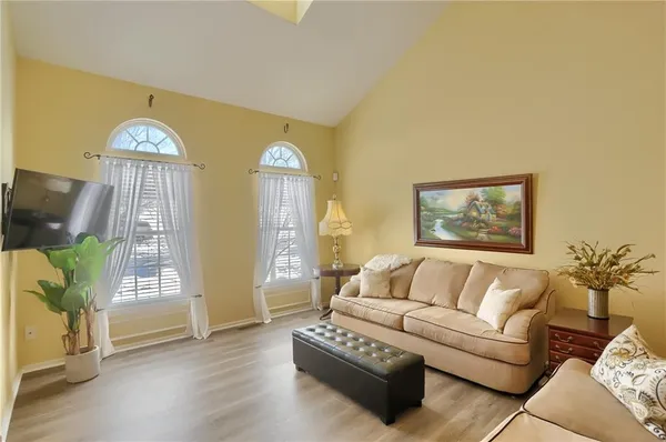 $425,000 | 2030 Stillwater Lane, McDonald, PA 15057