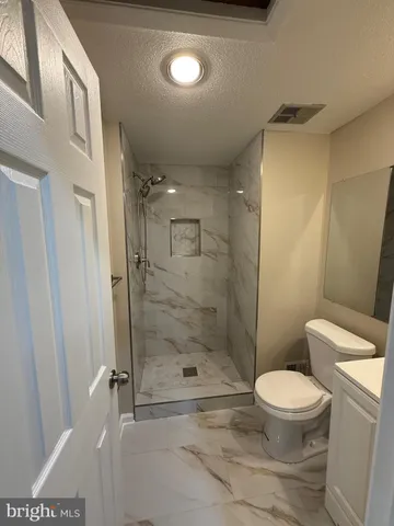 $3,800 | 45 Fendall Avenue, Alexandria, VA 22304