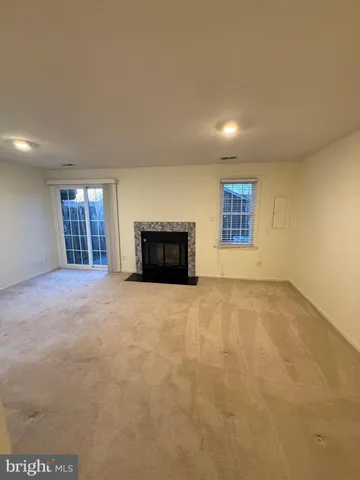 $3,800 | 45 Fendall Avenue, Alexandria, VA 22304