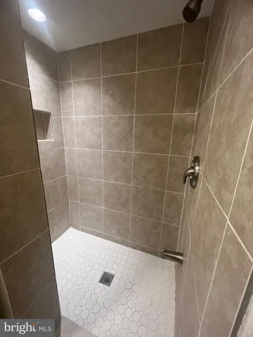 $3,800 | 45 Fendall Avenue, Alexandria, VA 22304