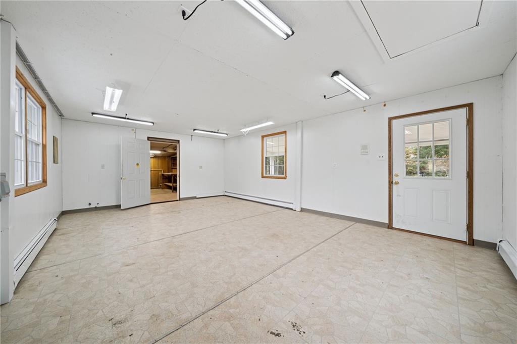 2 Deerfield Lane Indiana, PA 15701 - Photo 30 of 45 an empty room with windows and closet