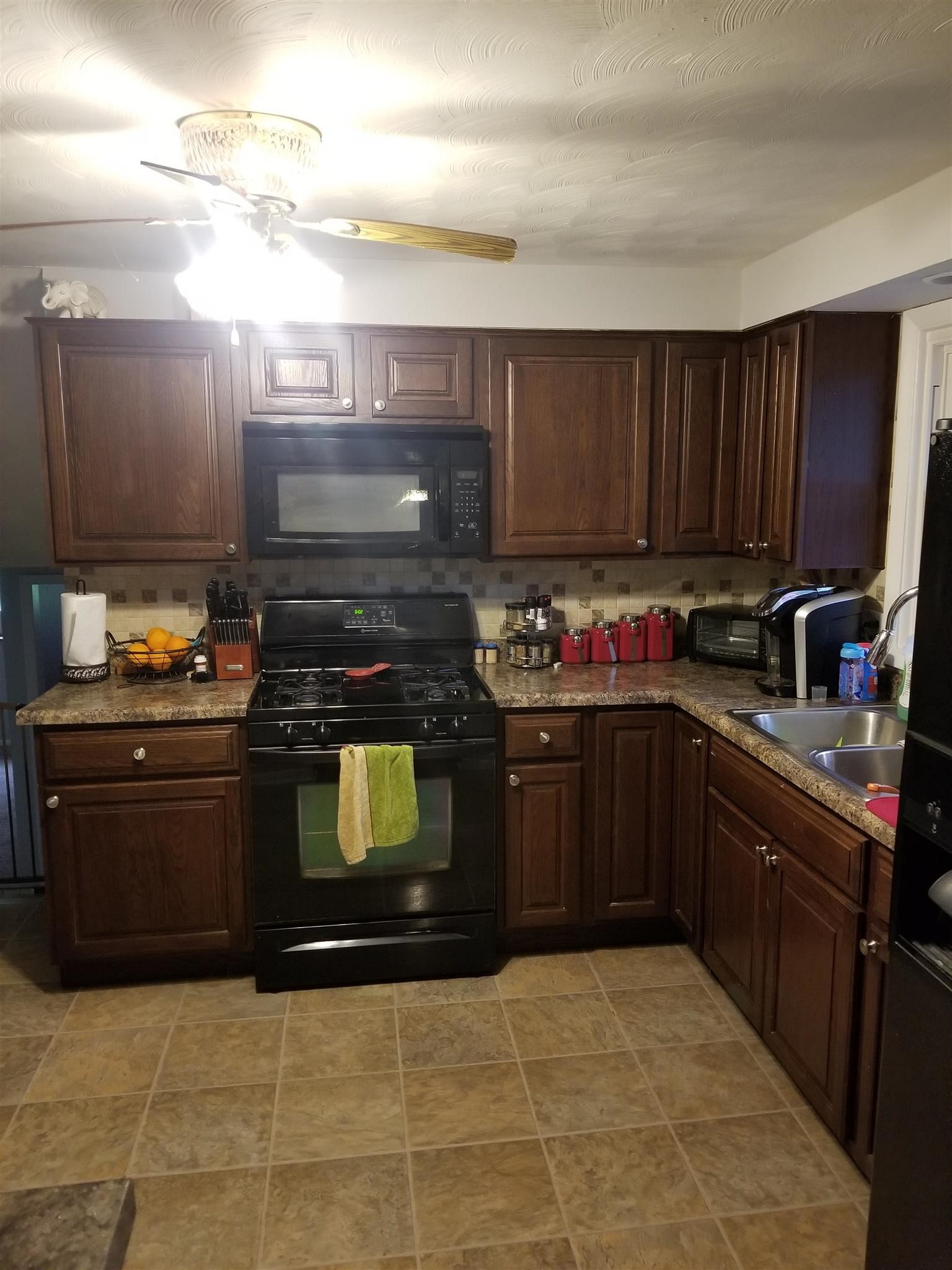3924 Maplecrest Road Fort Wayne, IN 46815 - Photo 6 of 21 Gallery Image 6