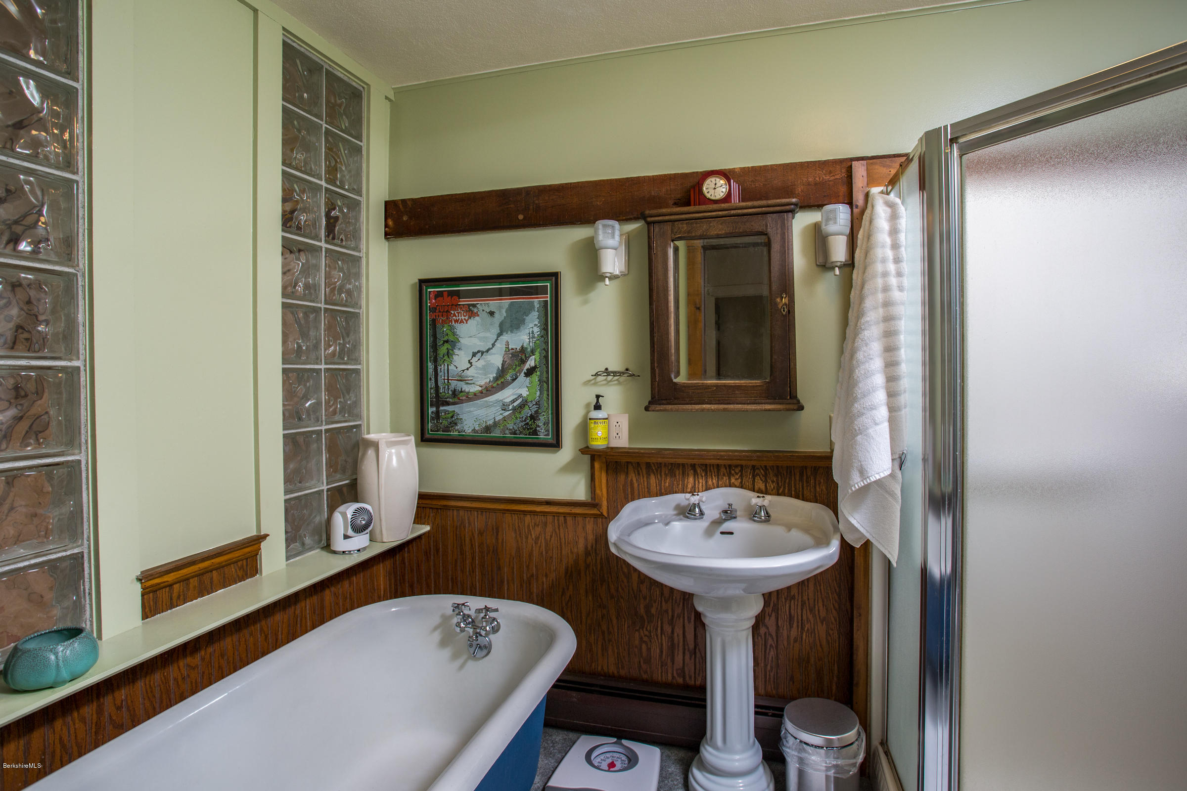 276 South Undermountain Road Sheffield, MA 01257 - Photo 11 of 29 276-Undermountain-103