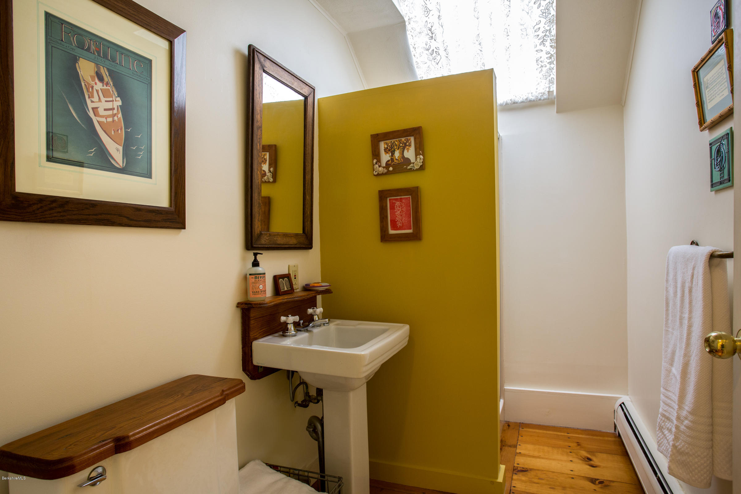 276 South Undermountain Road Sheffield, MA 01257 - Photo 15 of 29 276-Undermountain-112