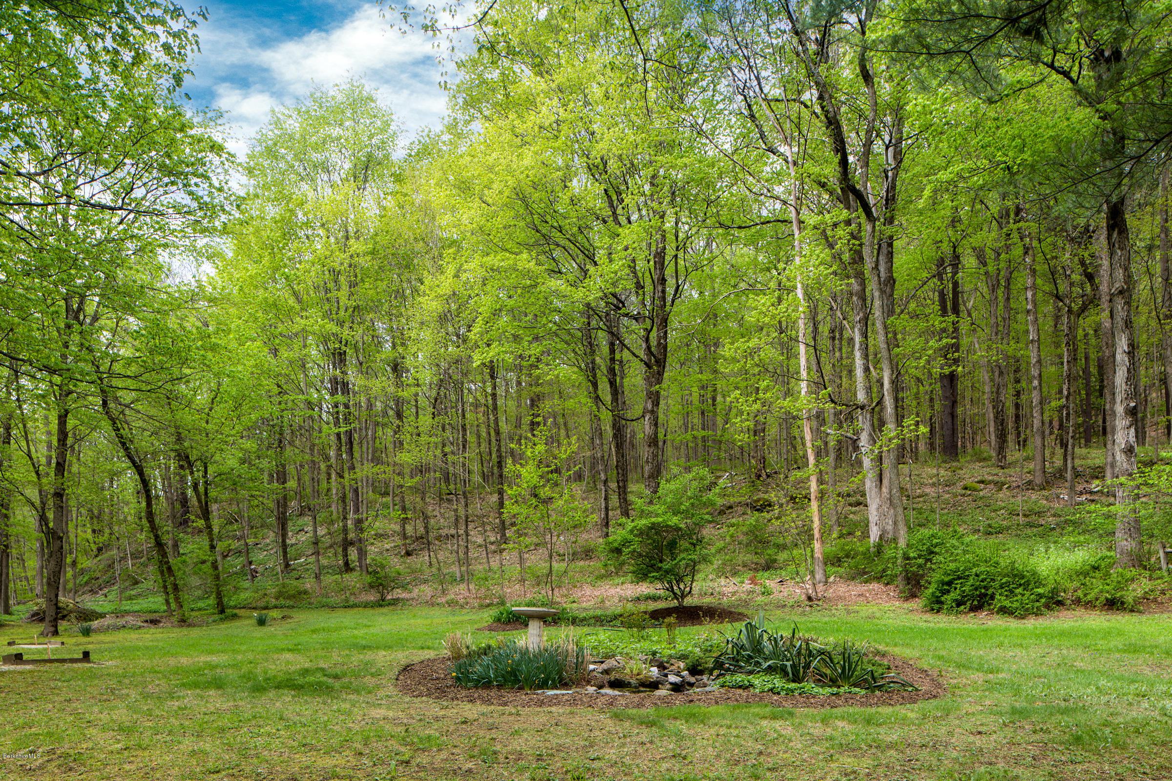276 South Undermountain Road Sheffield, MA 01257 - Photo 23 of 29 276-Undermountain-123