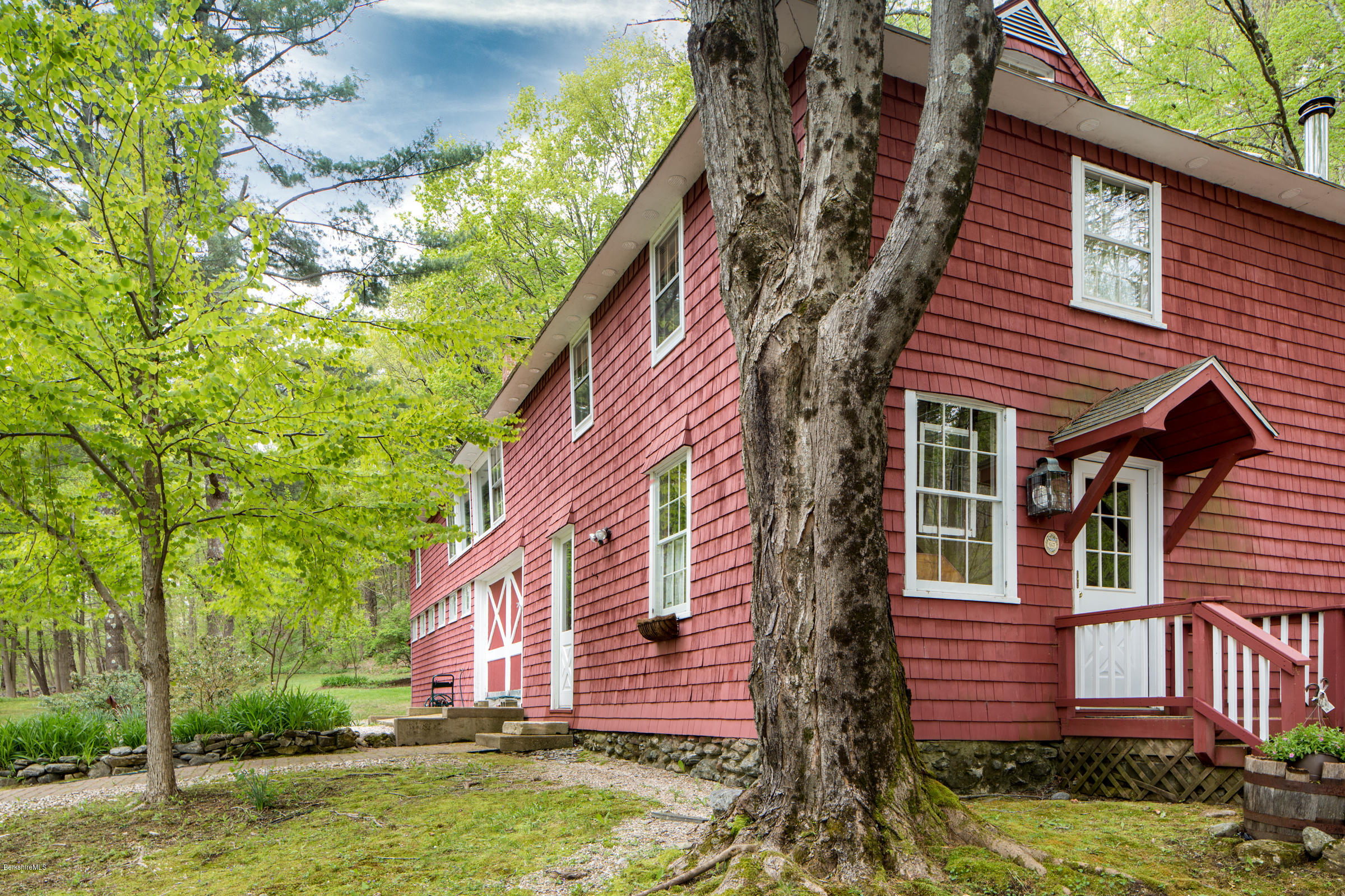 276 South Undermountain Road Sheffield, MA 01257 - Photo 26 of 29 276-Undermountain-122