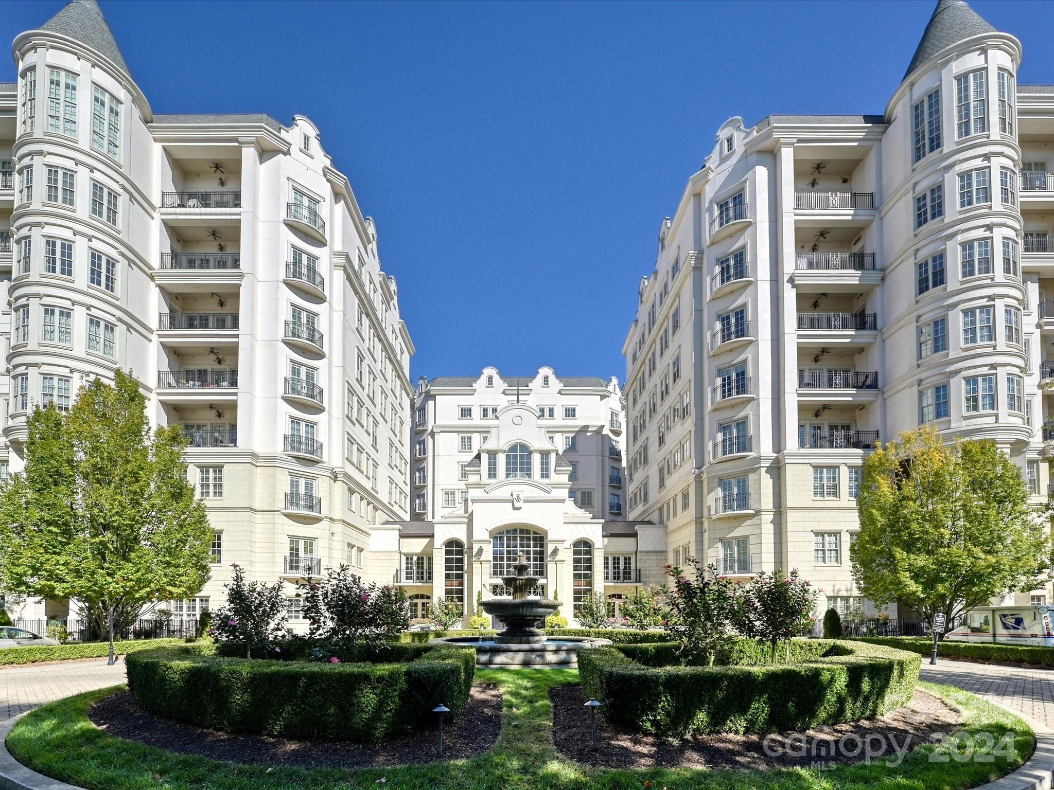 2823 Providence Road, Unit 216 Charlotte, NC 28211 - Photo 34 of 35 front view of a building