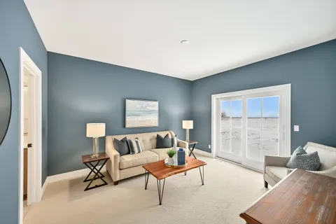 $865,000 | 496 Bastle Wynd Port, Unit 9, Port Washington, WI 53074