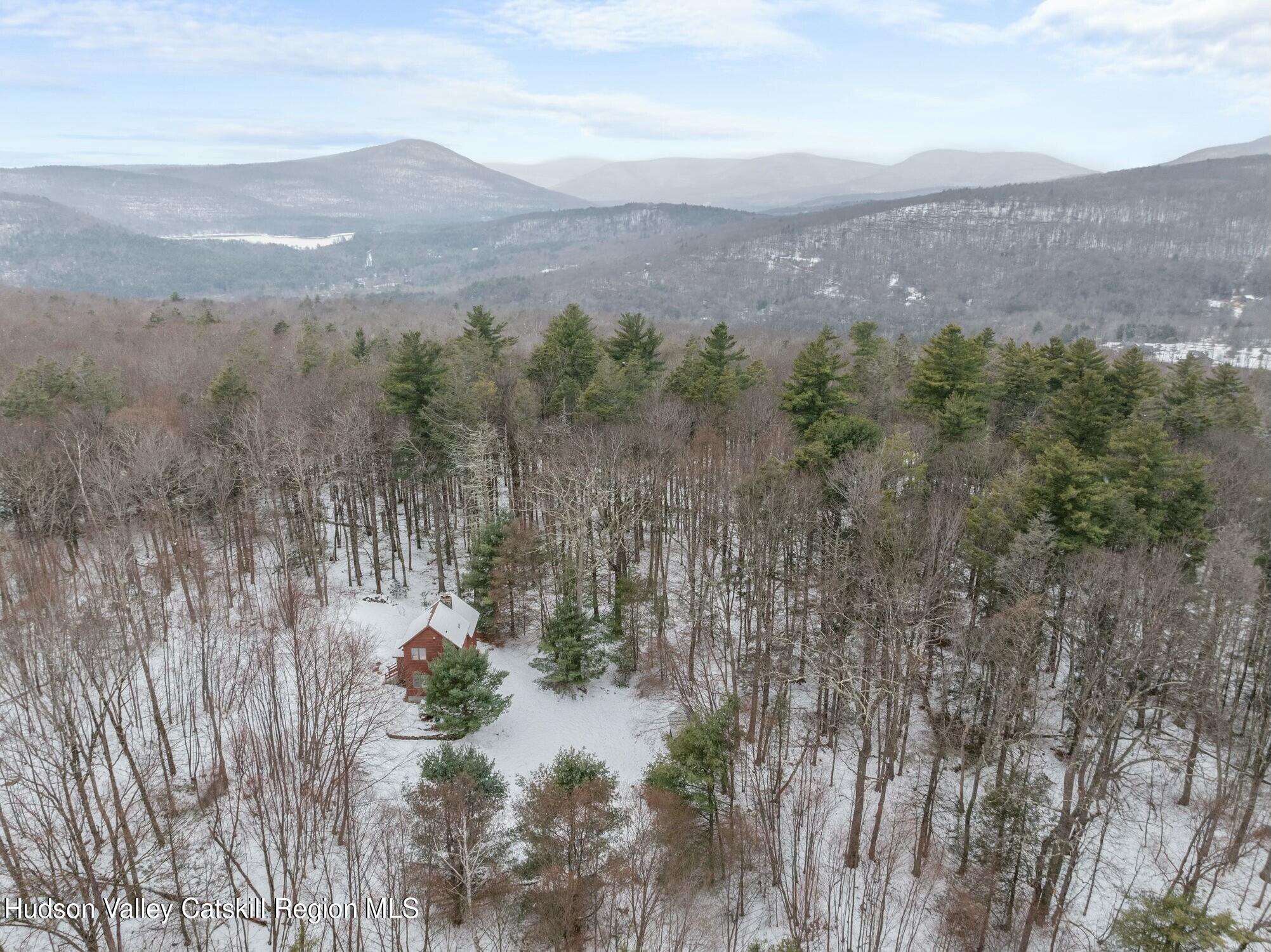 250 Macdaniel Road Woodstock, NY 12498 - Photo 35 of 39 a view of city and mountain