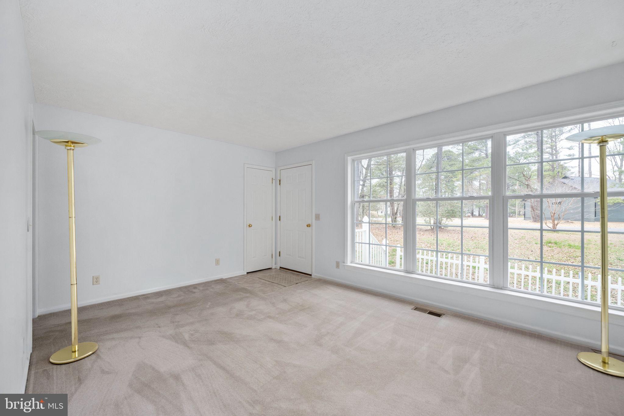 67 Stern Way Montross, VA 22520 - Photo 15 of 74 Living Room