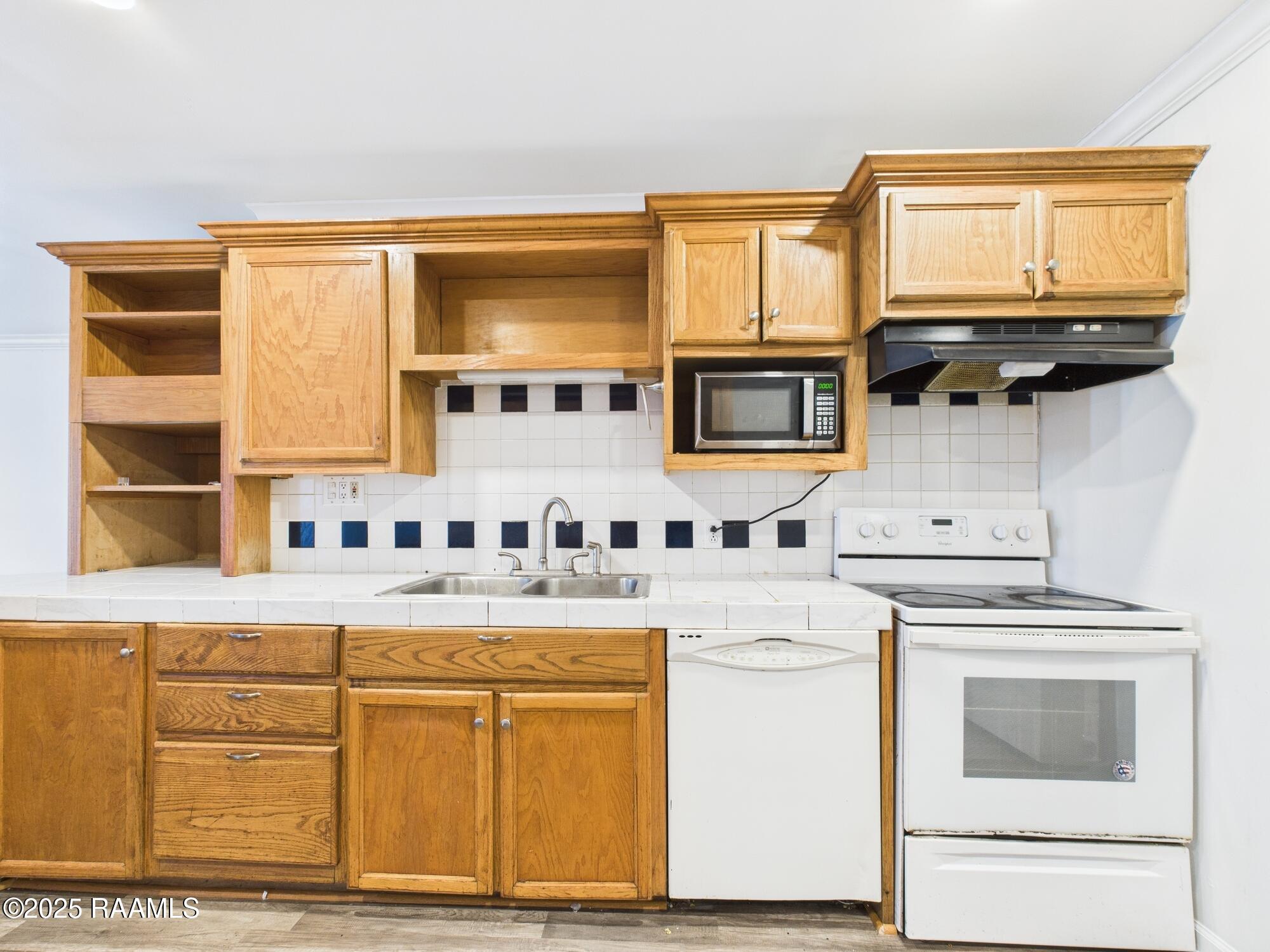 2437 Peach Bloom Highway Church Point, LA 70525 - Photo 9 of 25 CAM03866G0-PR0112-STILL020